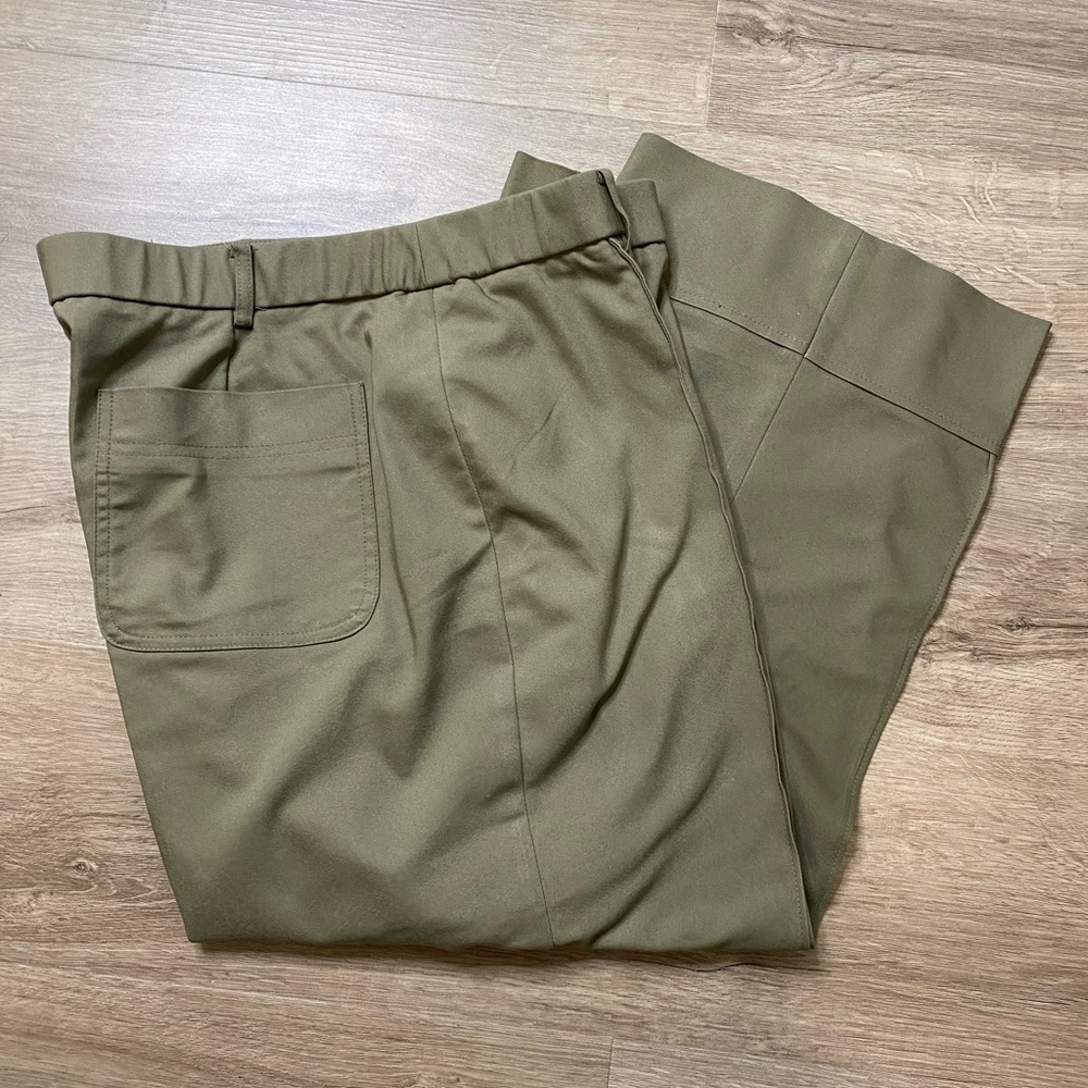 Calvin Klein Women’s Ankle Pants, Size Seam Zipper Closure, Belt Loops, Sz Large